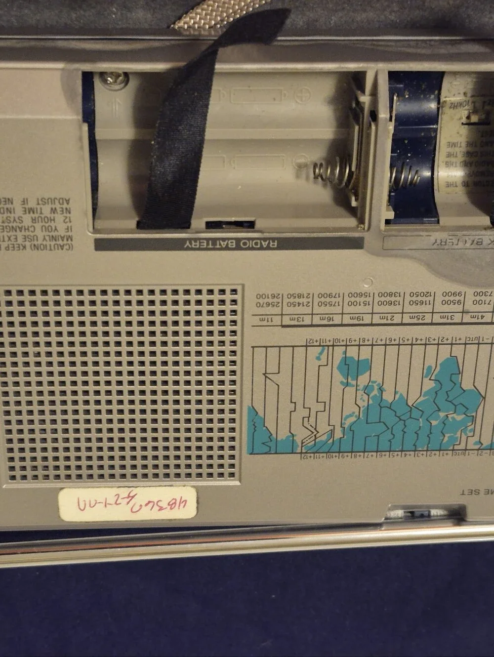Vintage Sony Icf-2002 Radio